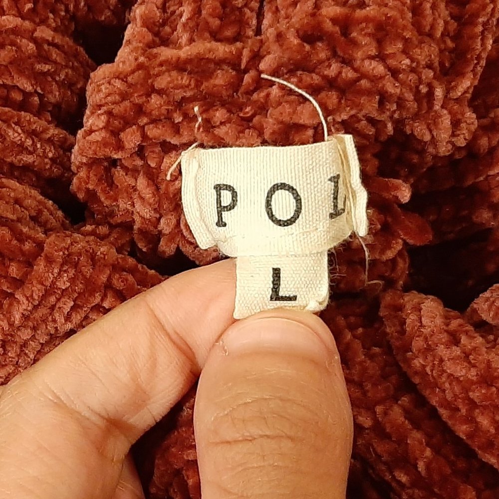 POL Soft Cropped Maroon Turtleneck - Picture 11 of 12